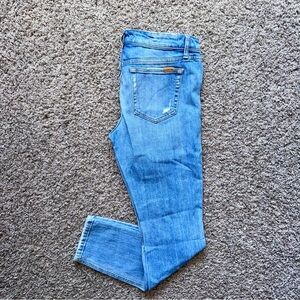 Joe's Jeans Blue Denim with Distressed Details Size 31 Light Wash with Holes